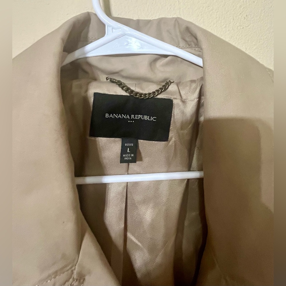Banana Republic Petite Maverick Oversized Trench Coat - Picture 9 of 16
